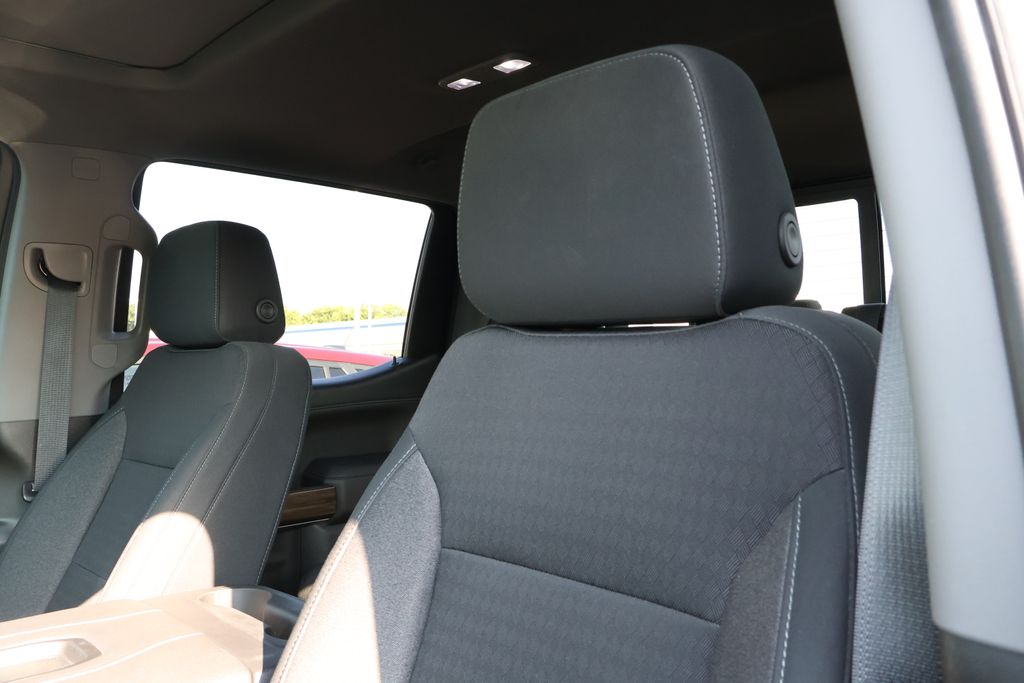 Thumbnail: 2021 Chevrolet Silverado 1500 - 13