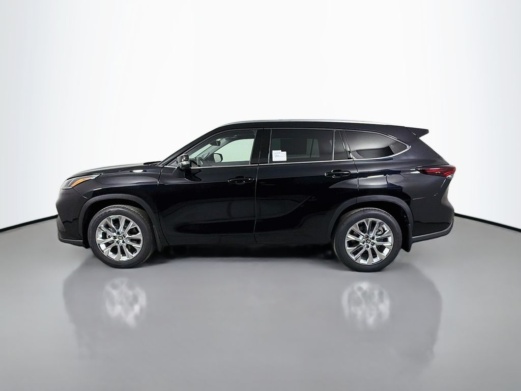 New 2026 Toyota Highlander SUV