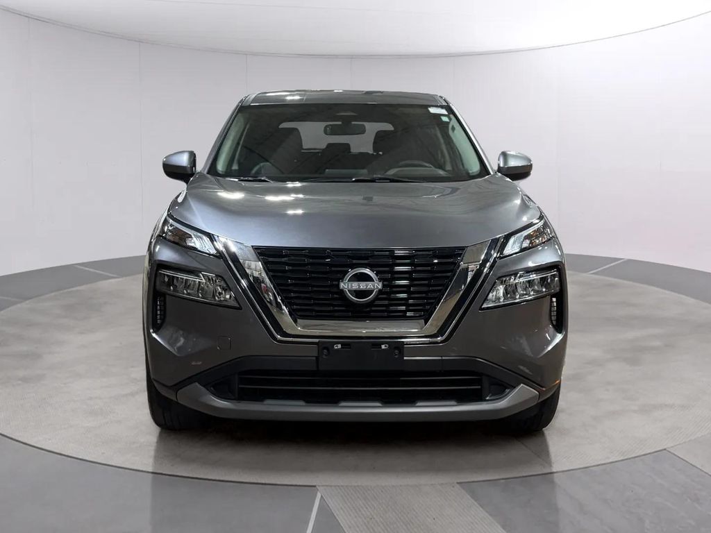 Certified Used 2023 Gun Metallic Nissan SV image 8
