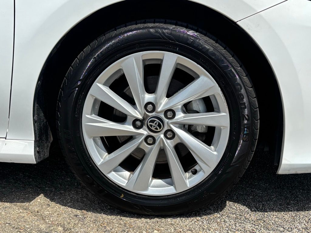 2023 Toyota Camry LE photo