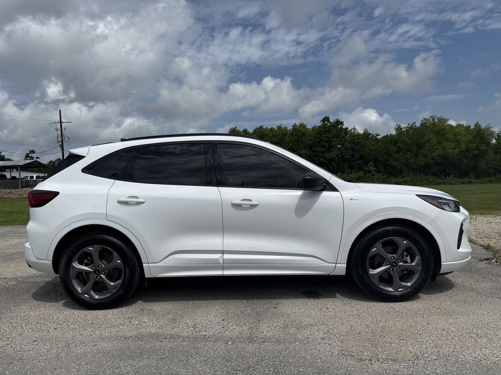 2023 Ford Escape ST-Line White at AutoSavvy Houston Southwest
