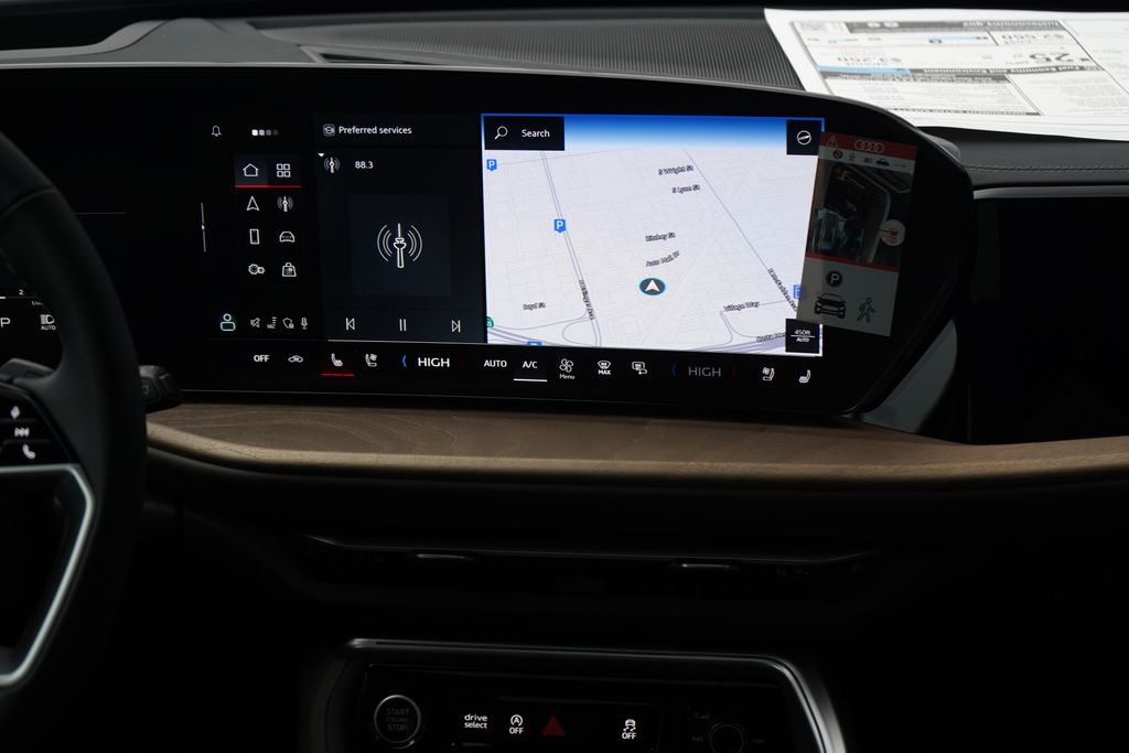 Thumbnail: 2025 Audi Q5 - 10