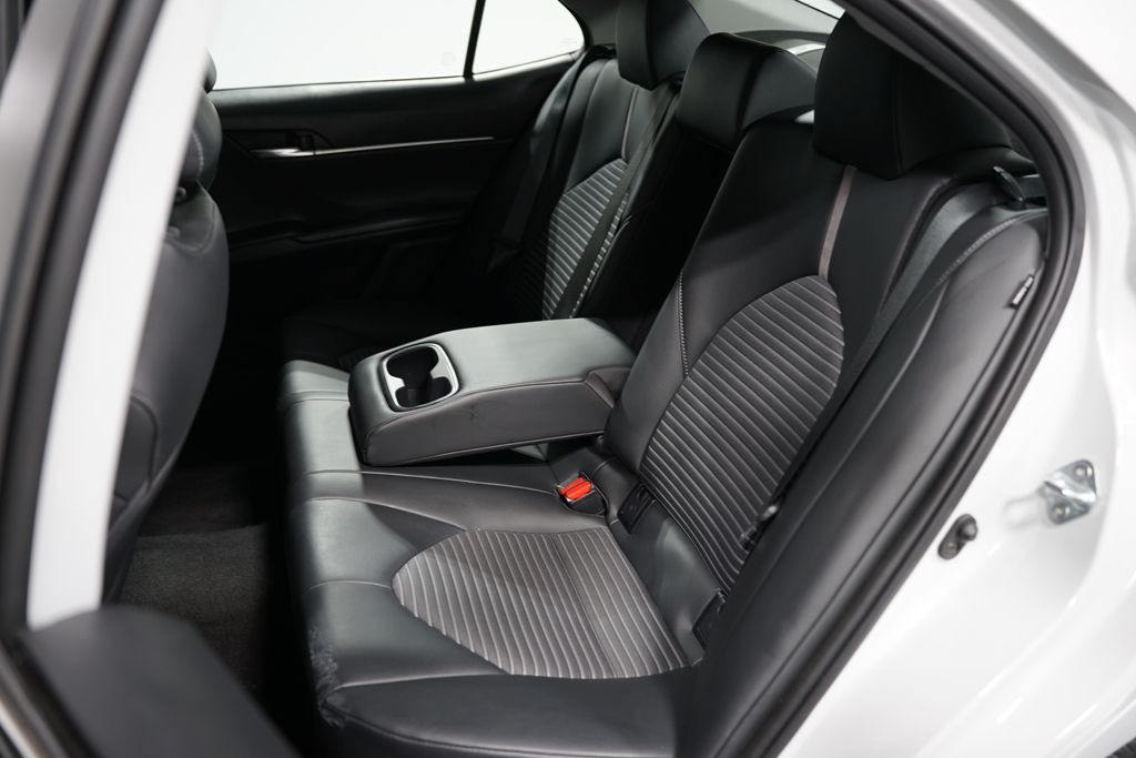 2023 Toyota Camry SE 27