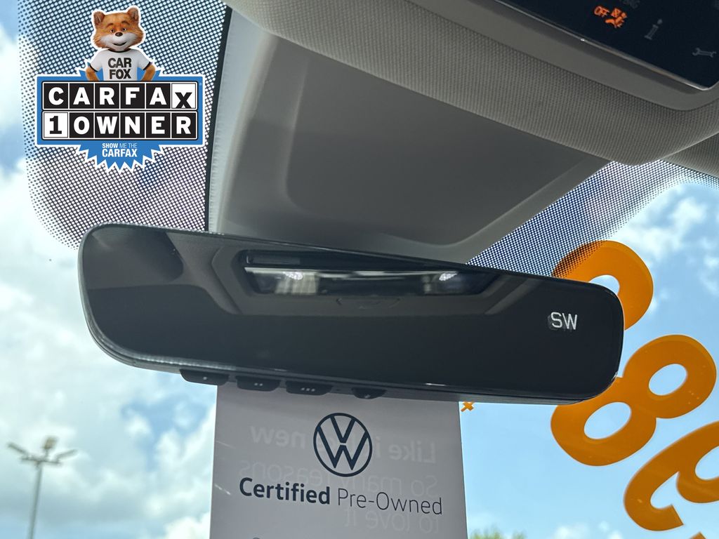 2024 Volkswagen Atlas 2.0T SE w/Technology Black at AutoSavvy Houston Southwest