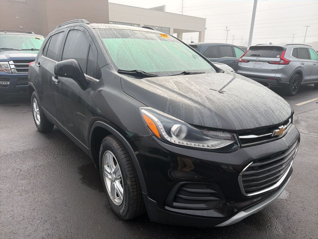Thumbnail: 2019 Chevrolet Trax - 4