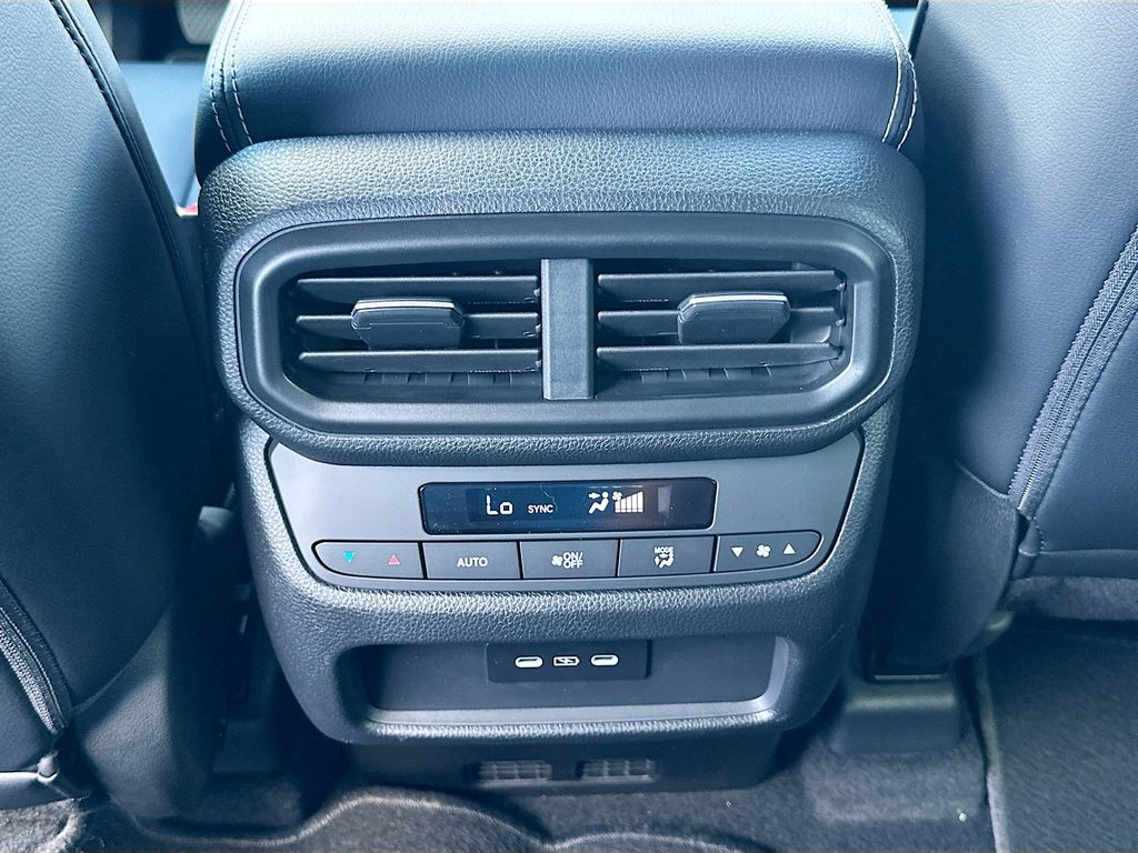 Thumbnail: 2025 Honda Pilot - 17