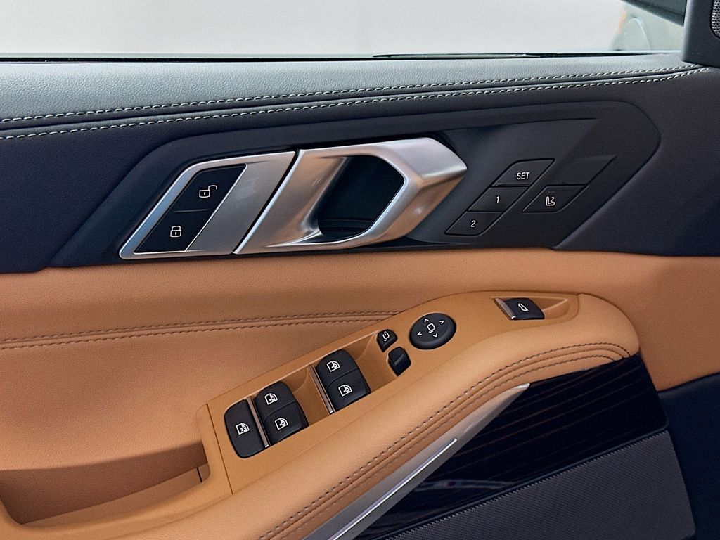 Thumbnail: 2026 BMW X5 - 20