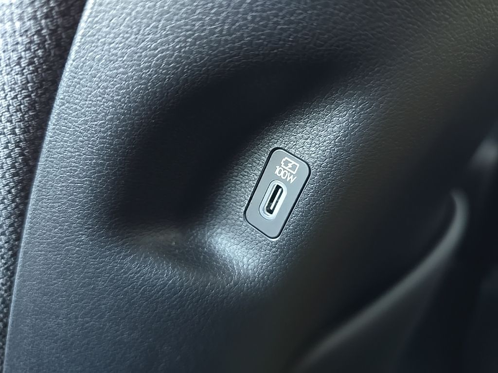 Thumbnail: 2026 Hyundai Ioniq - 24