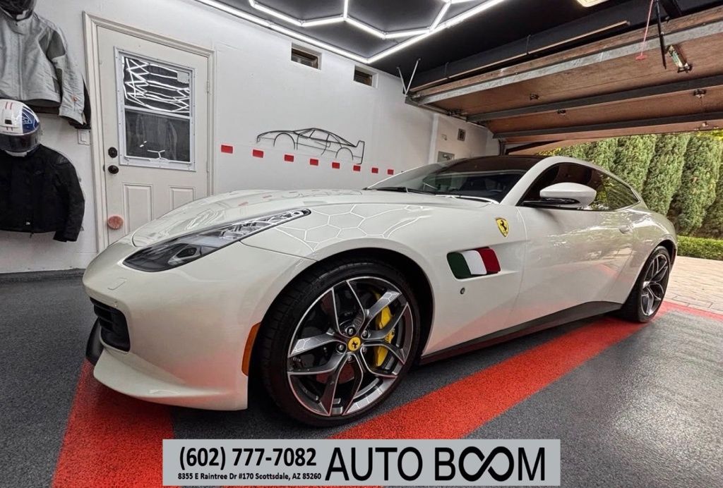 Bianco Avus 2020 Ferrari GTC4Lusso T RWD Coupe Rear-Wheel Drive 7-Speed Automatic