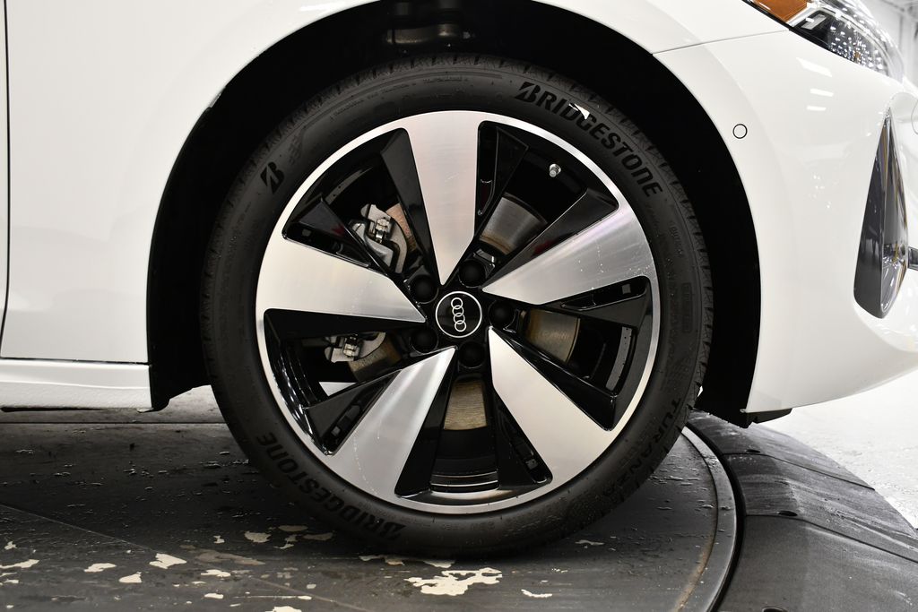 Thumbnail: 2025 Audi A5 - 17