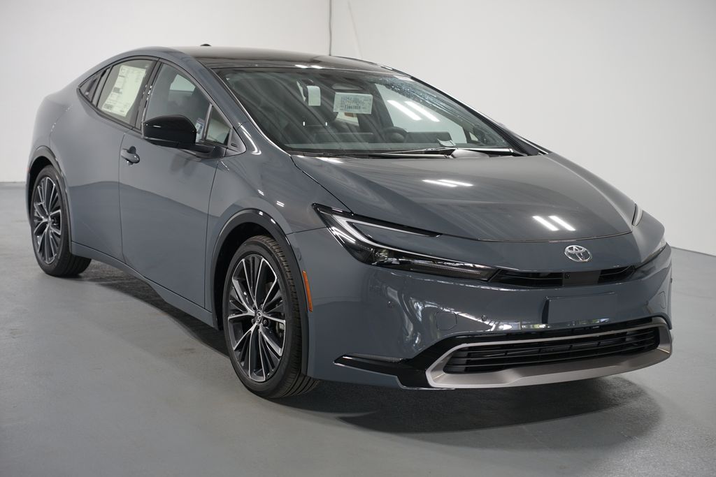 Thumbnail: 2026 Toyota Prius - 3