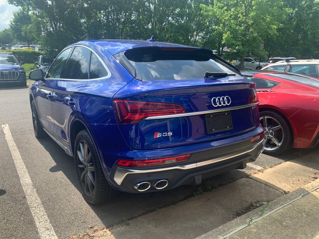 Thumbnail: 2022 Audi SQ5 - 8