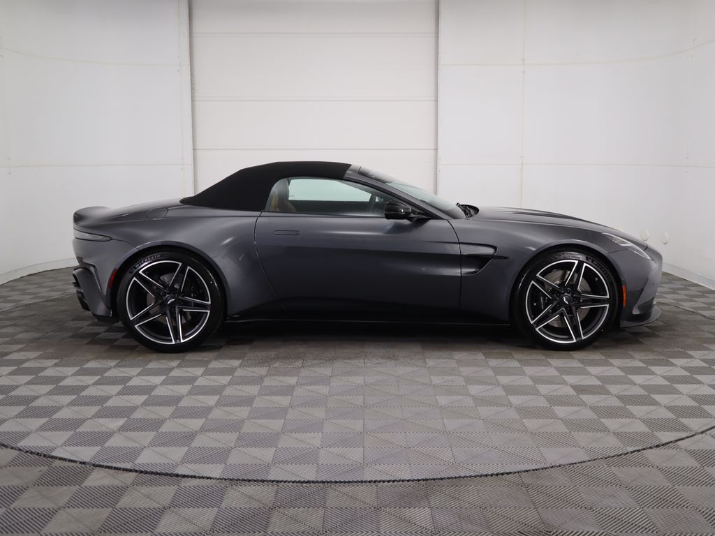 Thumbnail: 2026 Aston Martin Vantage - 12