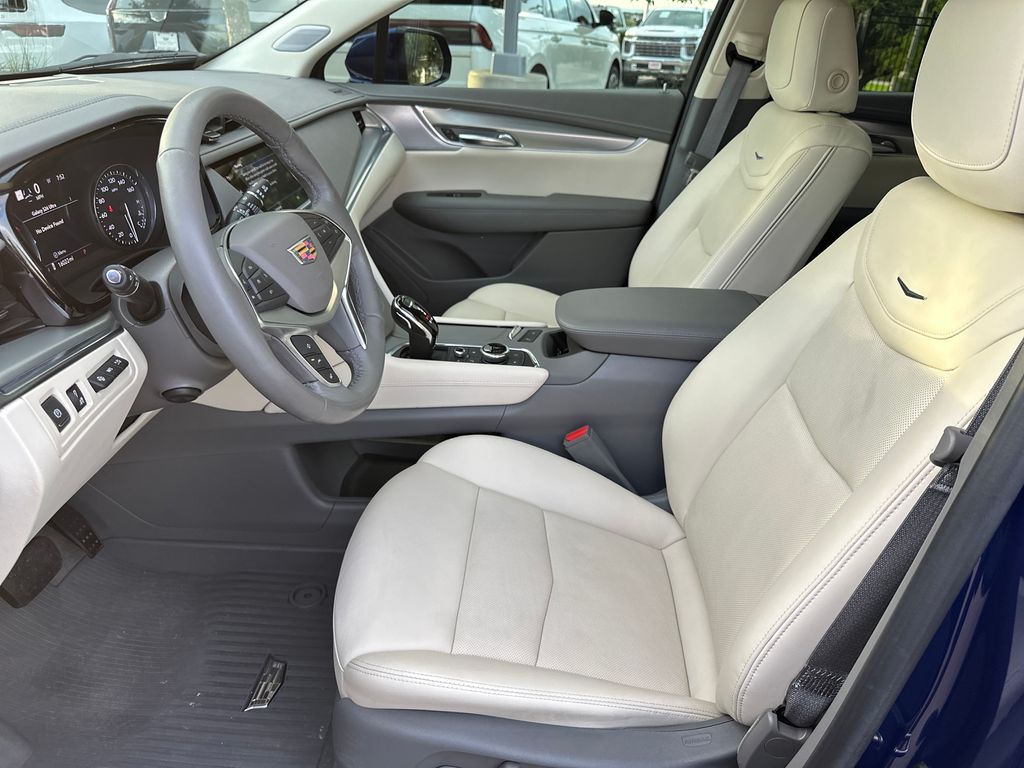 Used Car 2024 Cadillac Xt5  Premium Luxury For Sale Under $50,000 In Austin, Texas