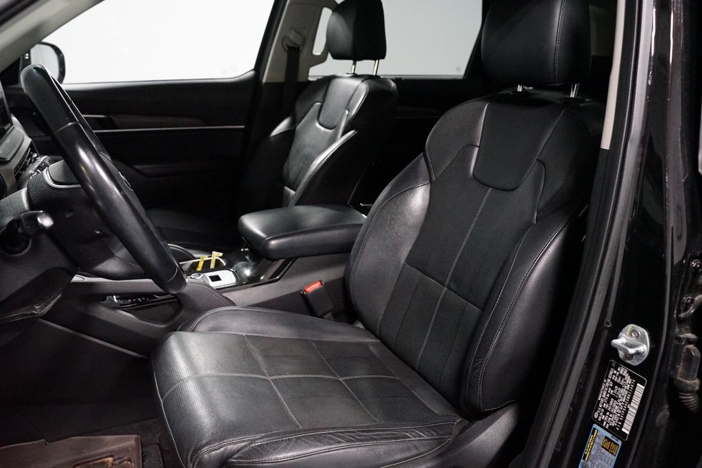 Thumbnail: 2021 Kia Telluride - 6