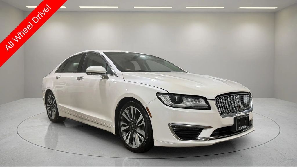 White Platinum Metallic Tri-Coat 2017 Lincoln MKZ Sedan All-Wheel Drive 6-Speed Automatic