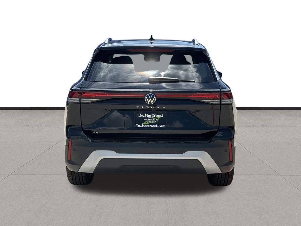 2026 Volkswagen Tiguan 2.0T SE Black at DeMontrond Auto Country