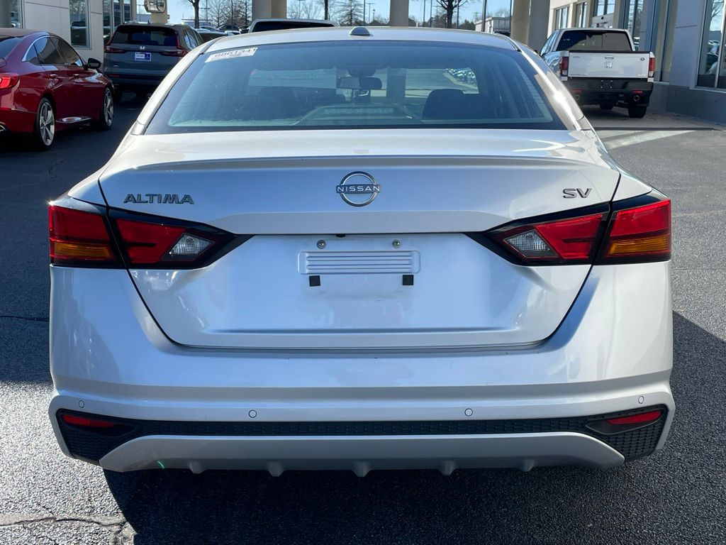 Thumbnail: 2024 Nissan Altima - 4