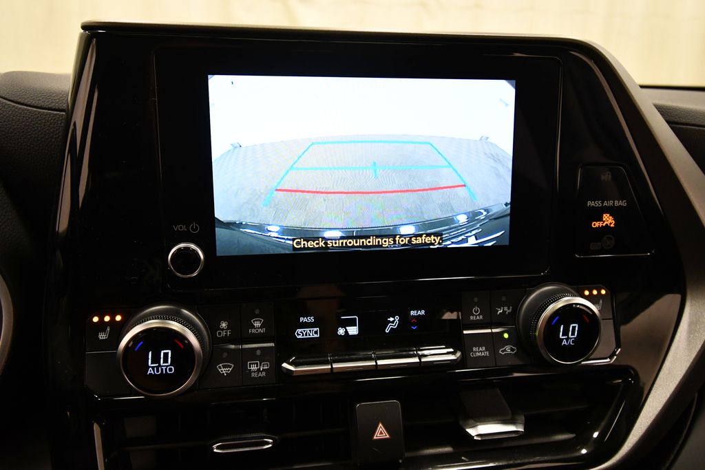 Used 2023 Toyota Highlander Hybrid SUV