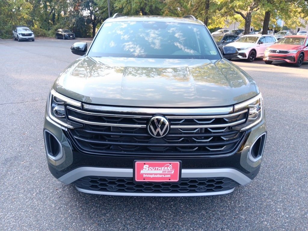 2025 Volkswagen Atlas  8