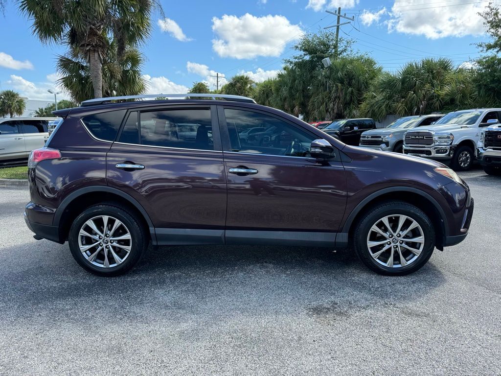 2016 Toyota RAV4 Limited 9