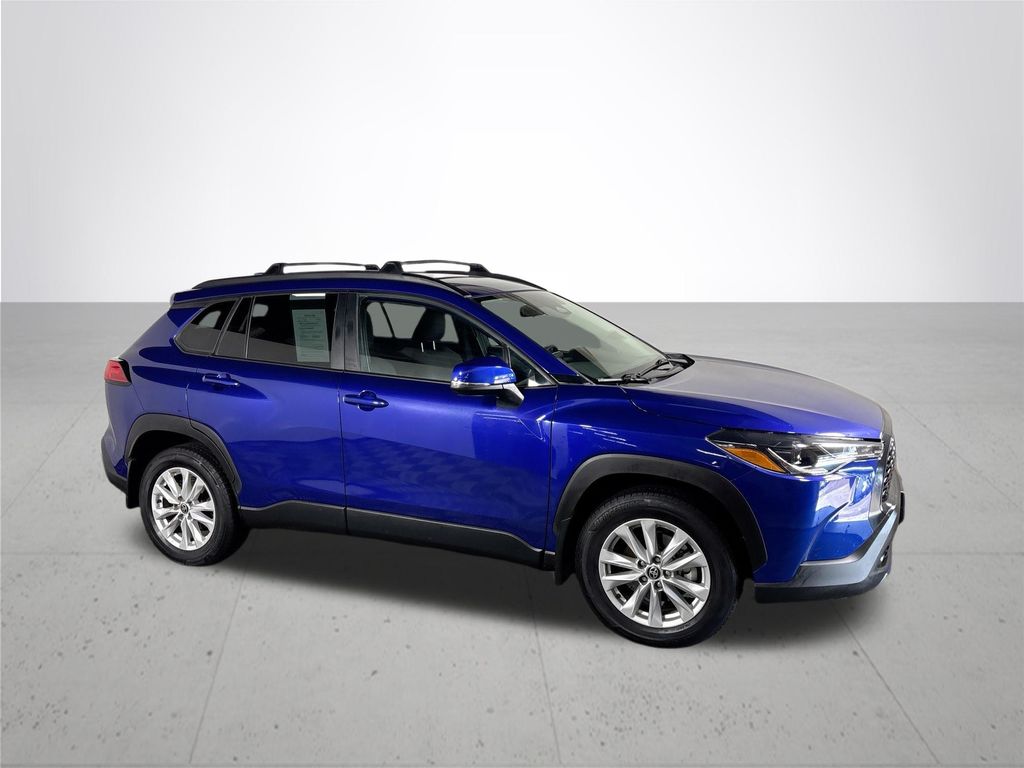 2023 Toyota Corolla Cross LE