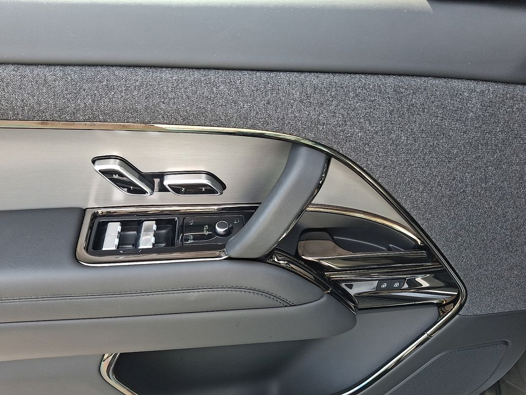 Thumbnail: 2024 Land Rover Range Rover Sport - 12