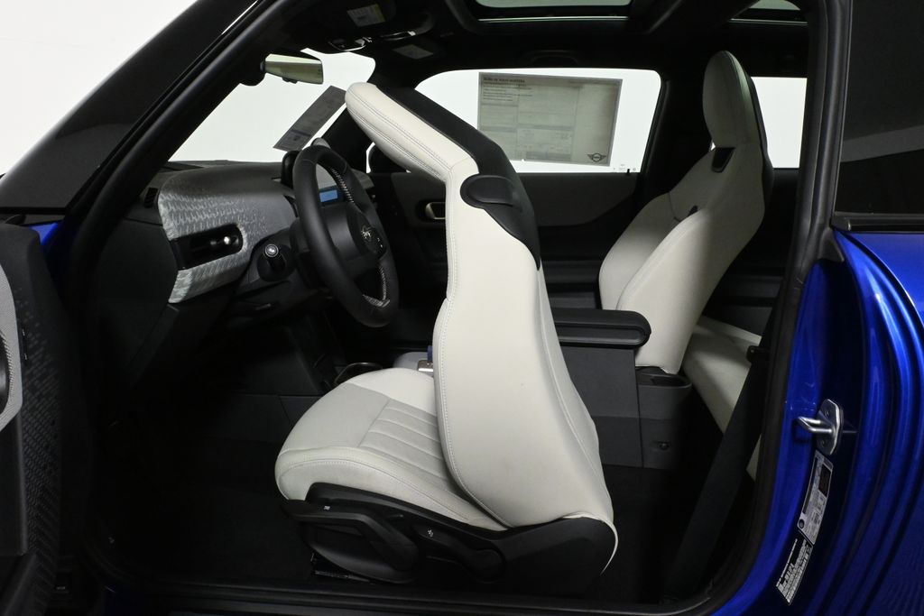 Thumbnail: 2025 MINI Cooper - 32