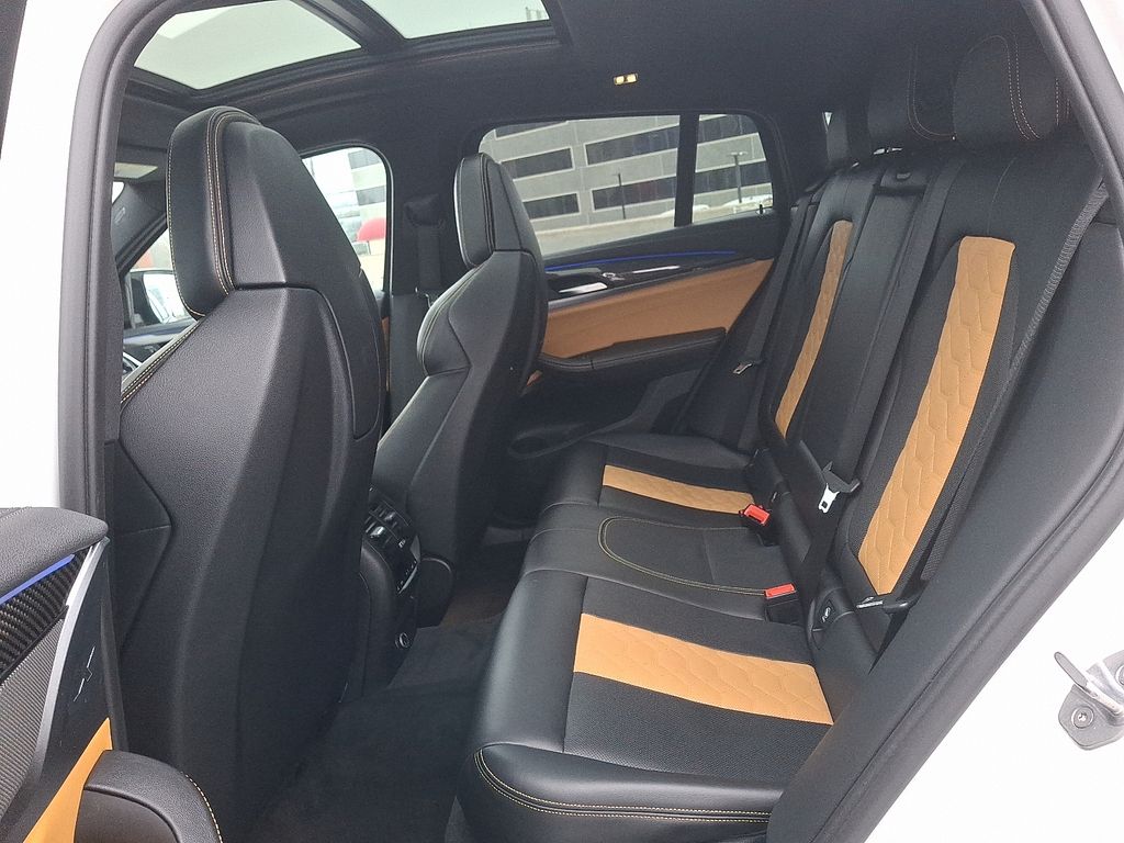 Thumbnail: 2020 BMW X4 - 13