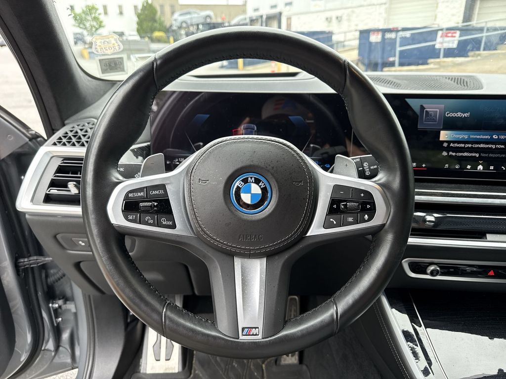 Thumbnail: 2024 BMW X5 - 14