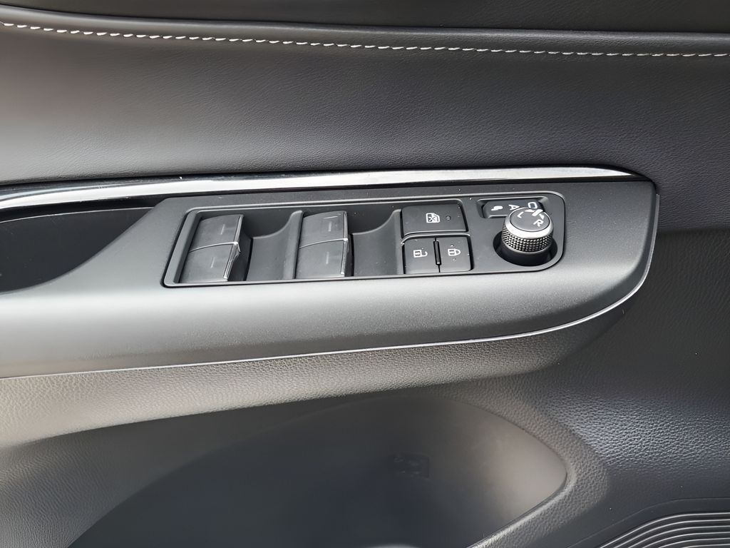 Used Car 2024 Toyota Venza  Le For Sale Under $40,000 In Austin, Texas