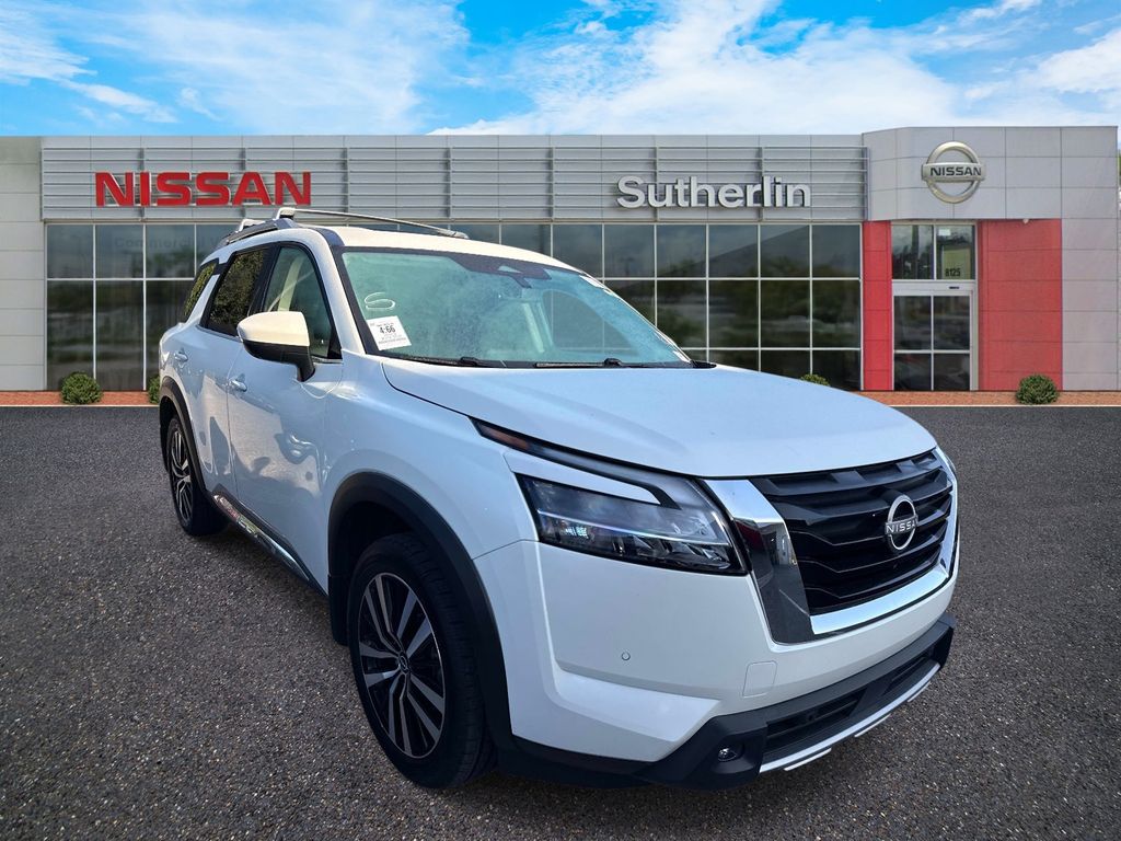 Pearl White 2023 Nissan Pathfinder Platinum 4WD SUV / Crossover All-Wheel Drive 9-Speed Automatic