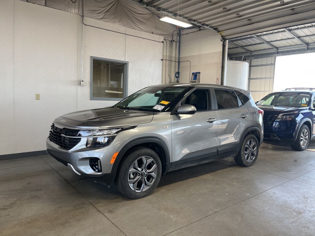 2024 Kia Seltos LX AWD