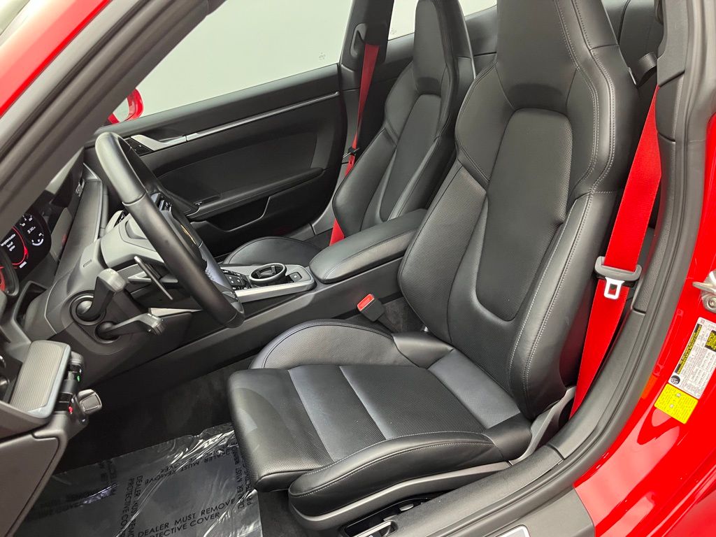 Thumbnail: 2020 Porsche 911 - 5