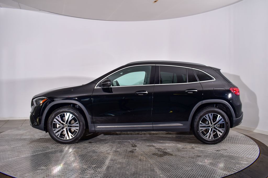 Thumbnail: 2026 Mercedes-Benz GLA - 2