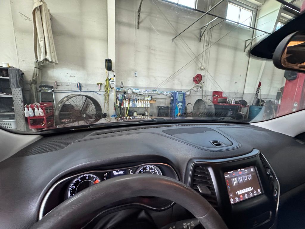 Used 2019 Jeep Cherokee SUV
