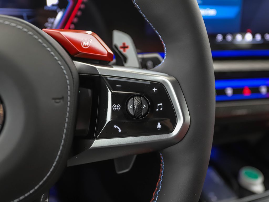 Thumbnail: 2027 BMW M5 - 14