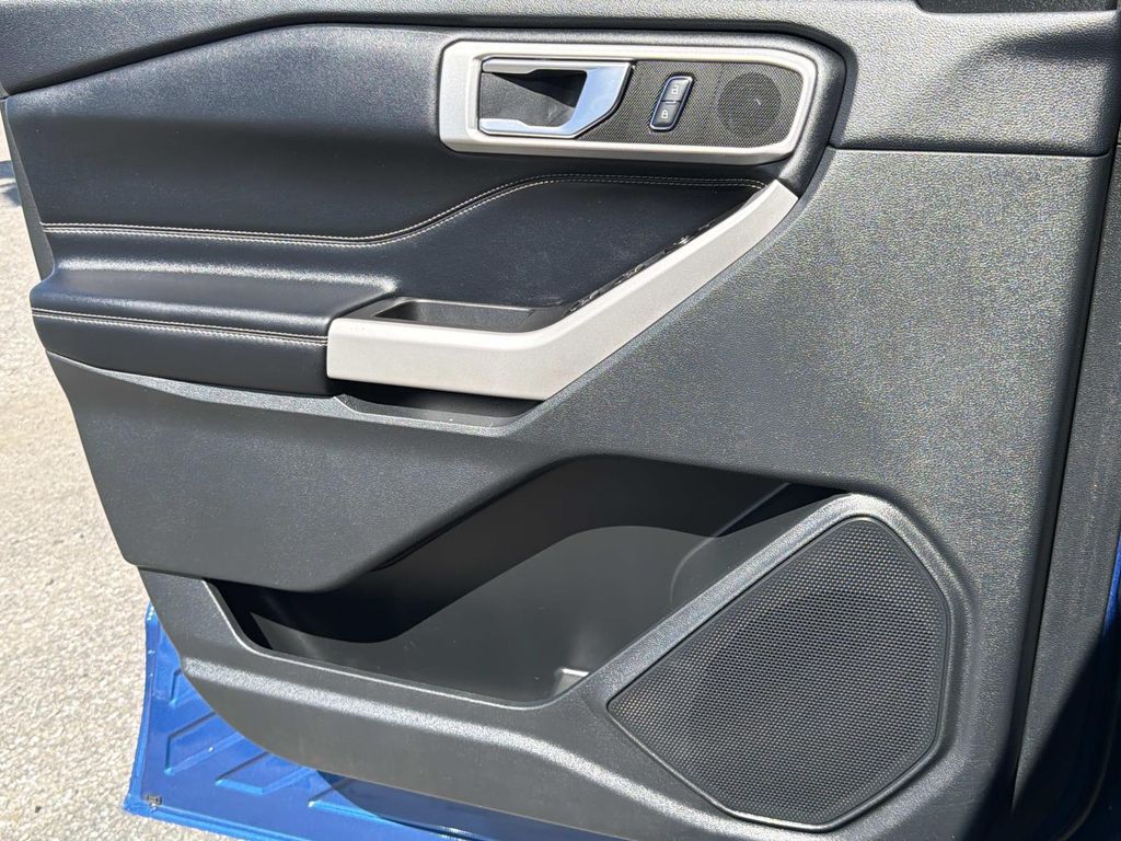 Used 2022 Ford Explorer XLT 4D Sport Utility