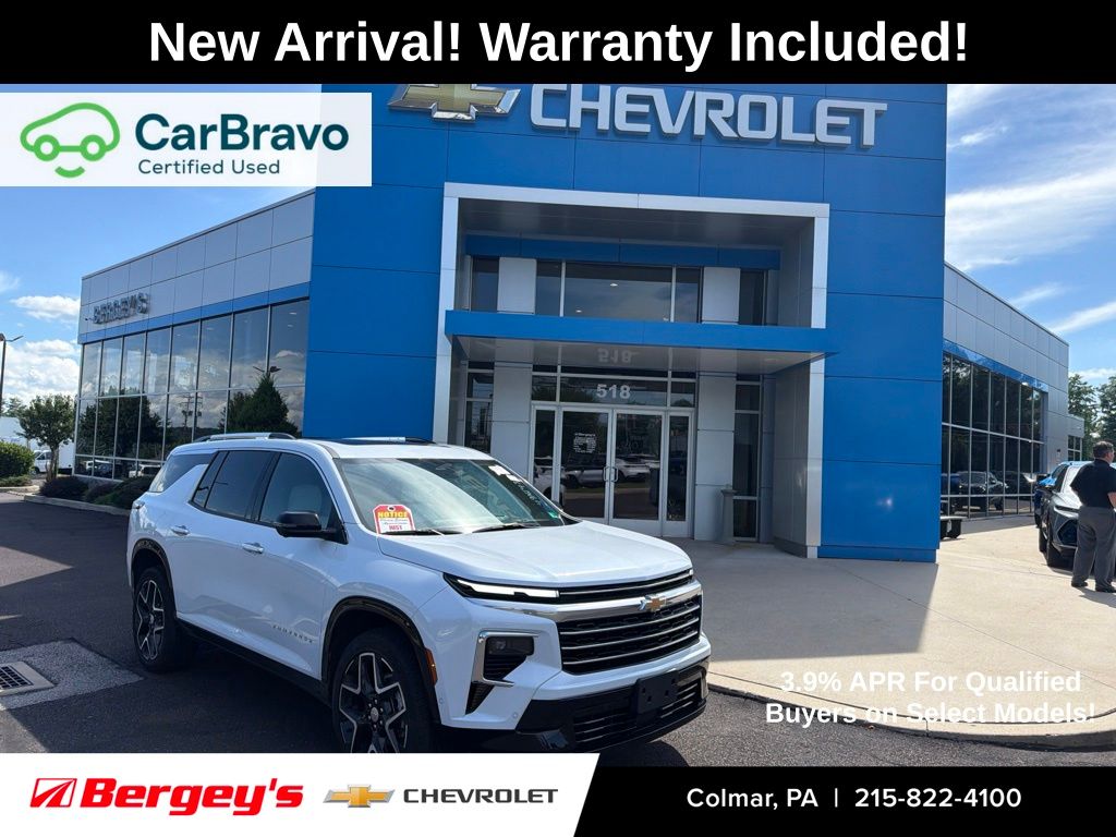 Polar White Tricoat 2026 Chevrolet Traverse SUV / Crossover Four-Wheel Drive 8-Speed Automatic