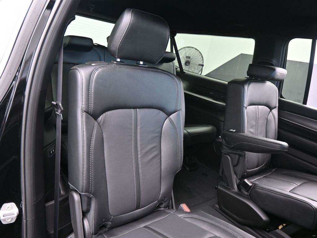 New 2026 High Gloss Black Jeep Limited Altitude image 39