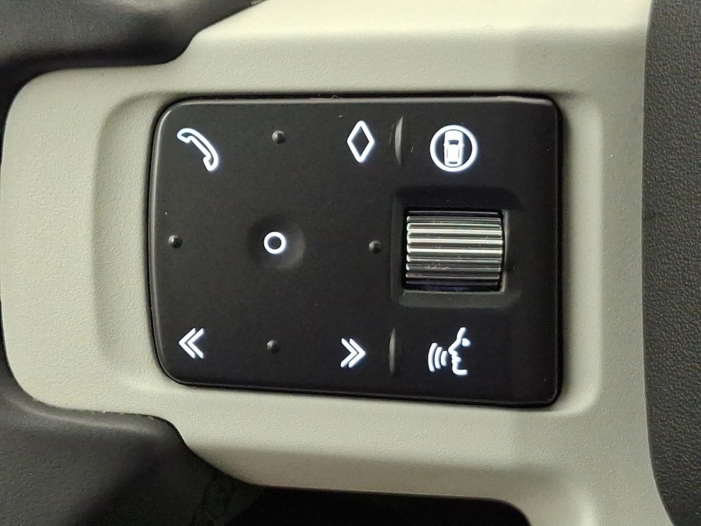 Thumbnail: 2024 Land Rover Defender - 21