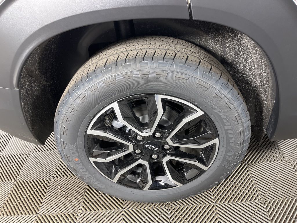 Thumbnail: 2026 Chevrolet TrailBlazer - 13