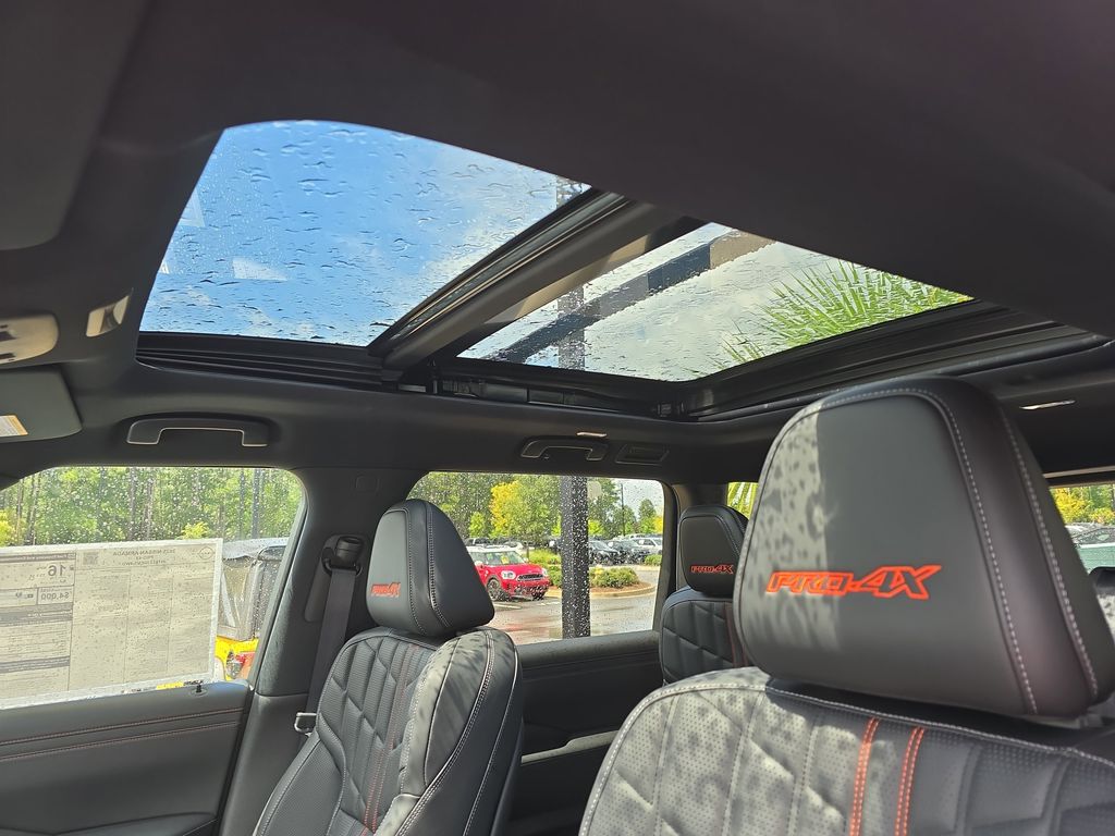 2025 Aspen White Tricoat/Super Black Nissan Armada PRO-4X 4X4 SUV