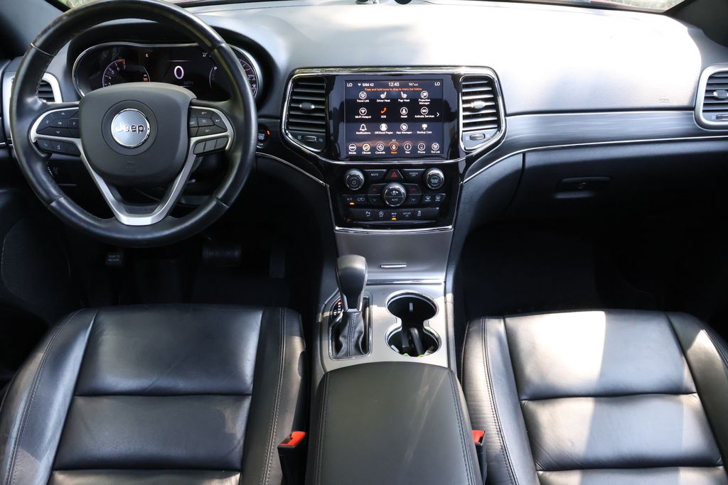 Thumbnail: 2022 Jeep Grand Cherokee - 15