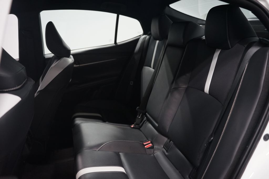 Thumbnail: 2025 Toyota Camry - 13