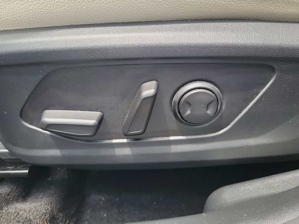 used 2022 Hyundai Tucson Hybrid car, priced at $23,488