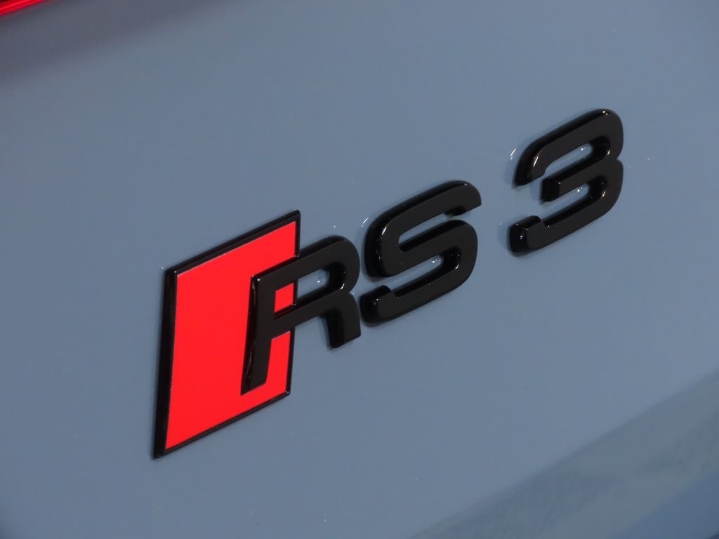 2024 Audi RS 3 2.5T 9