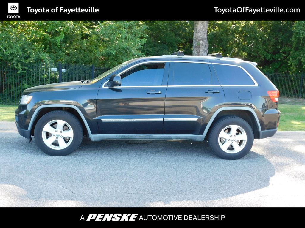 Thumbnail: 2011 Jeep Grand Cherokee - 2
