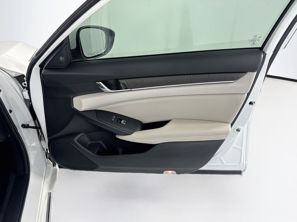 Thumbnail: 2021 Honda Accord - 25