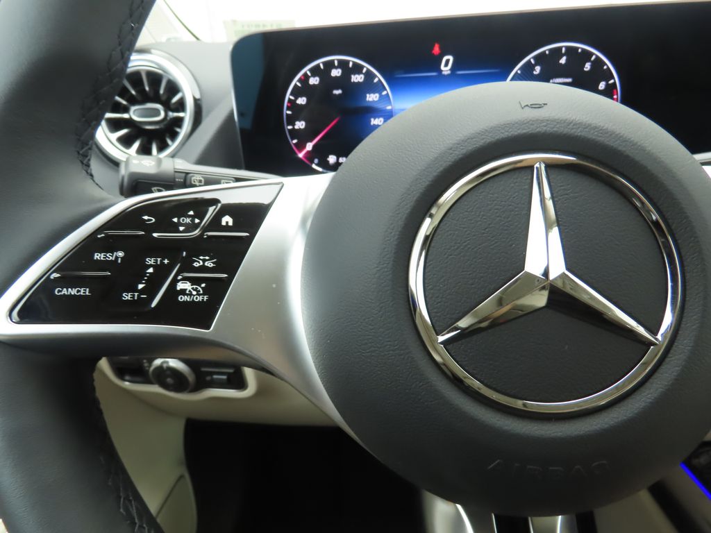 Thumbnail: 2026 Mercedes-Benz GLA - 12